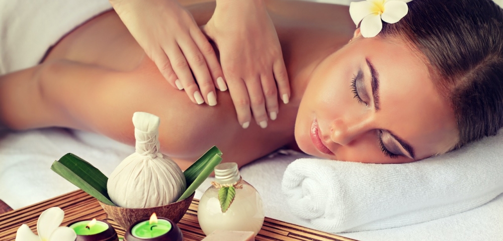 Sensual massage treatment for a women